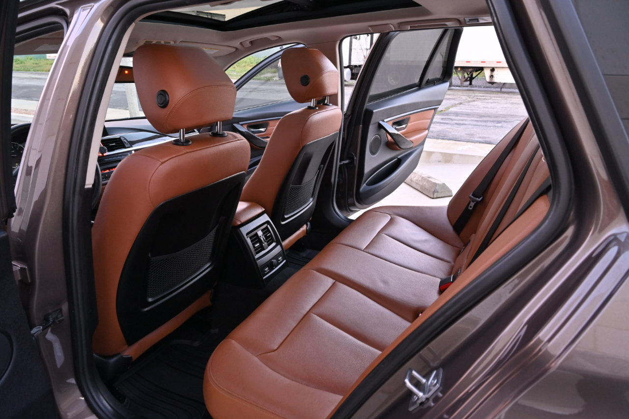 Used 2015 BMW 328i xDrive Wagon image 15