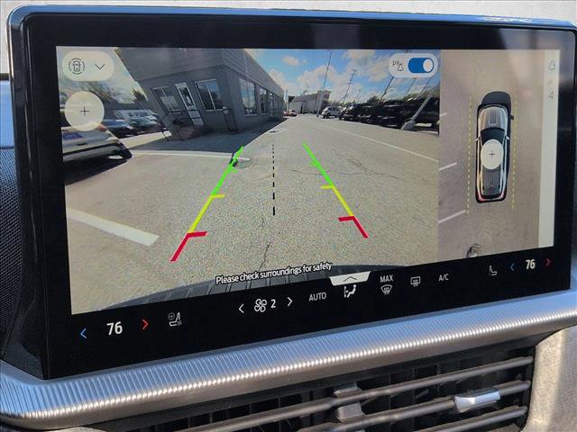 Used 2025 Ford Explorer Platinum w/ LUX Leather Package AWD/4WD image 14