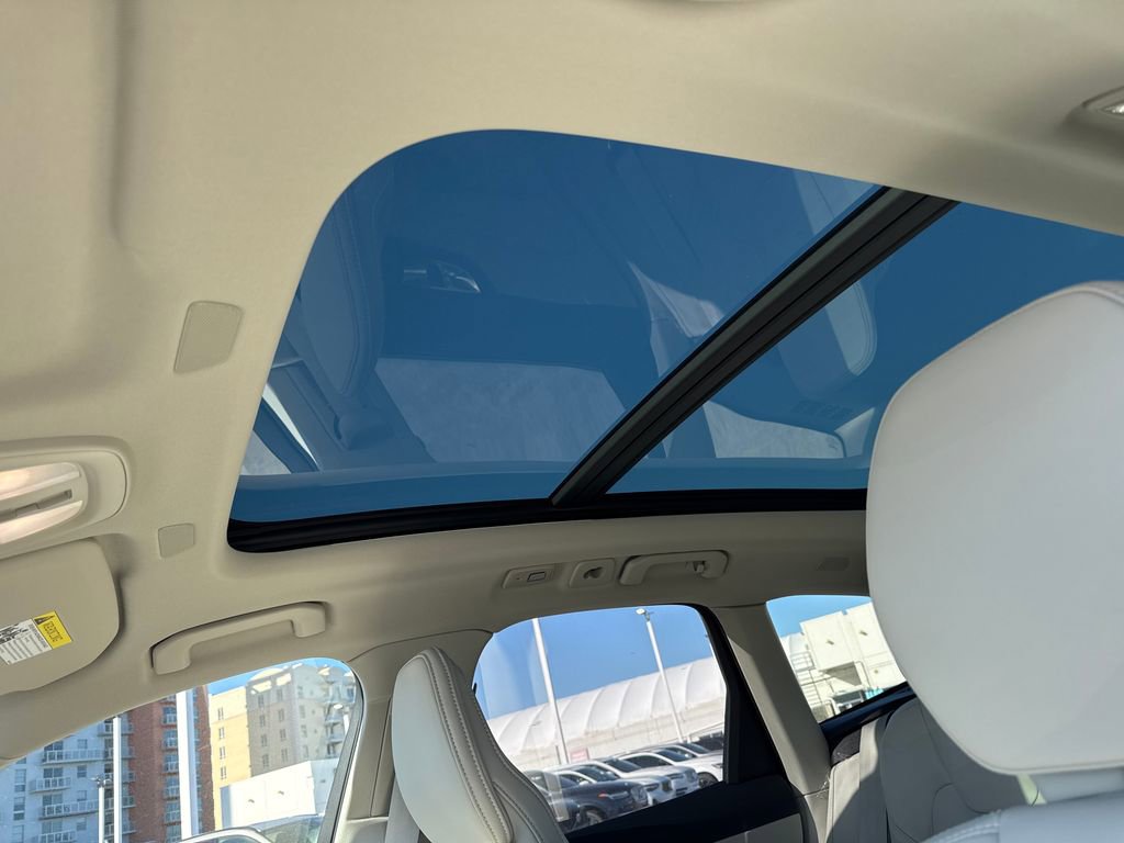 New 2025 Volvo XC60 T8 Ultra w/ Protection Package Premier image 14