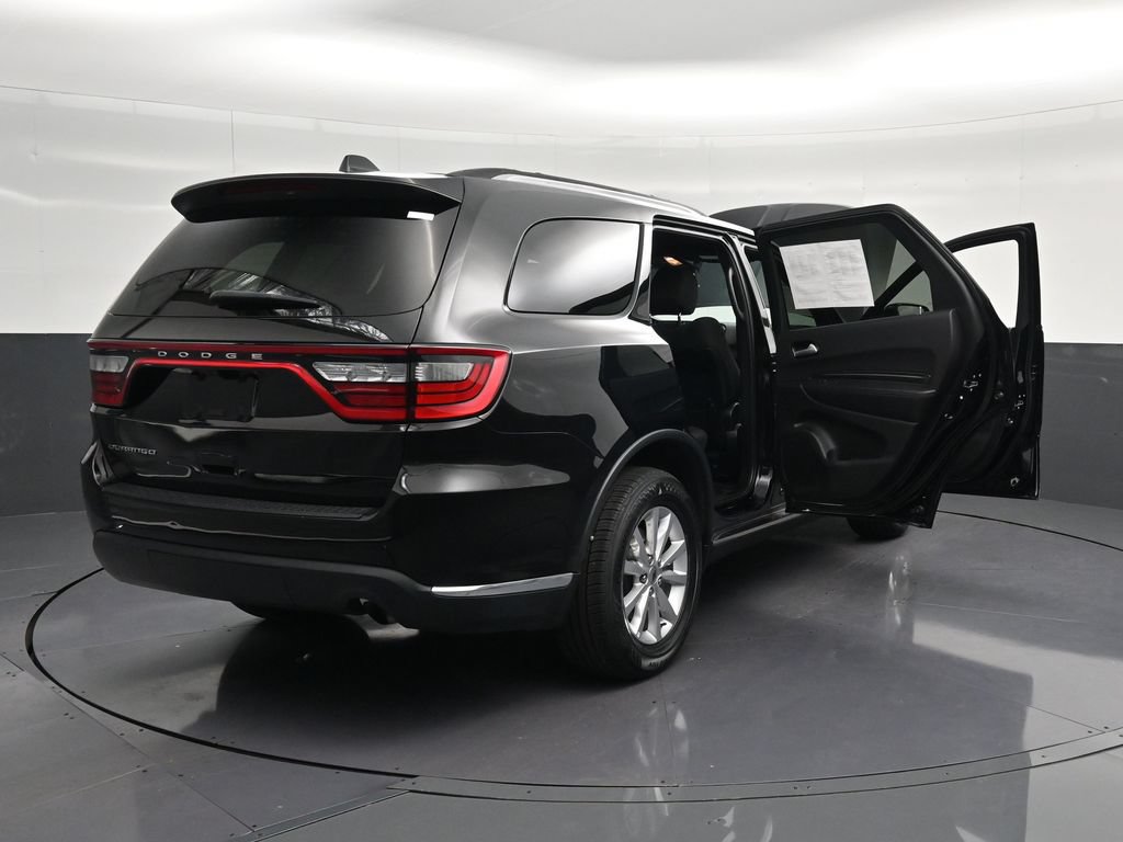 Used 2024 Dodge Durango SXT w/ 3rd Row Seating Group RWD image 39