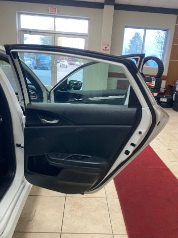 Used 2020 Honda Civic Sport image 10