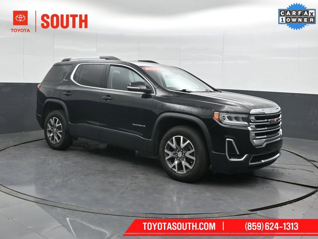 Used 2023 GMC Acadia SLE w/ Driver Convenience Package image 4