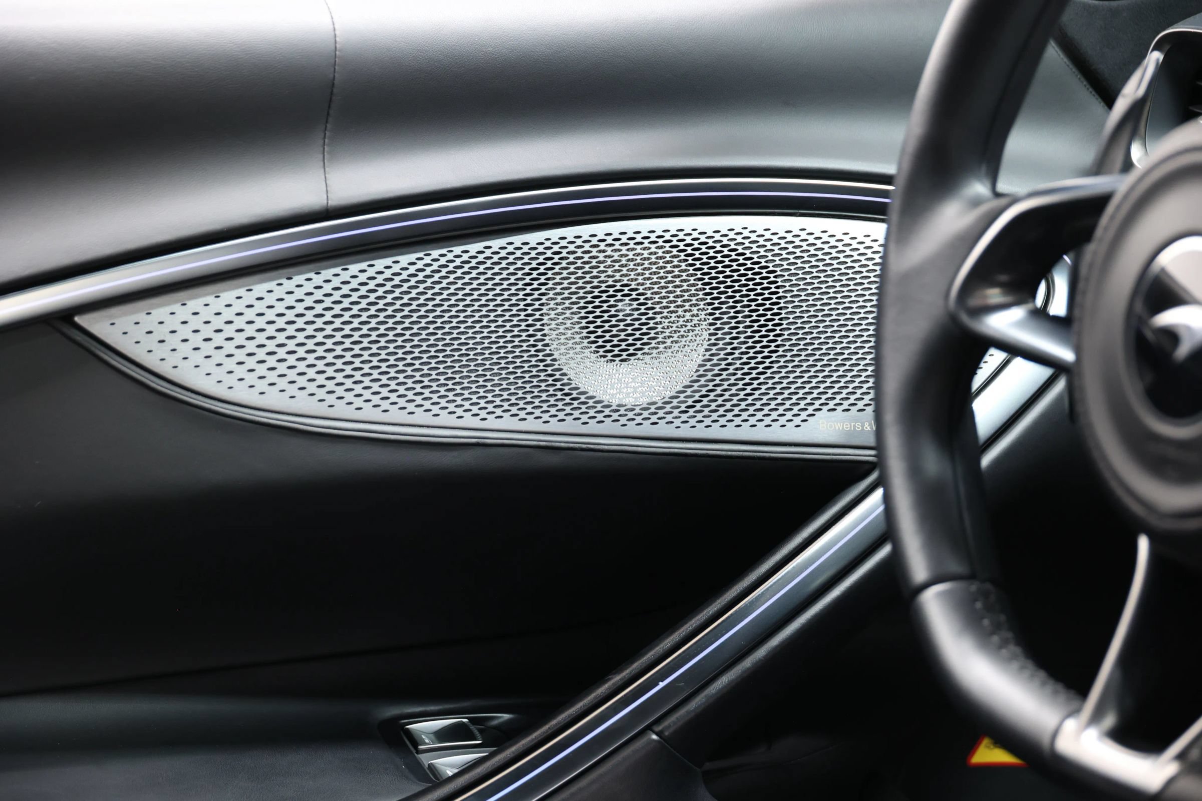 Used 2023 McLaren Artura RWD image 77