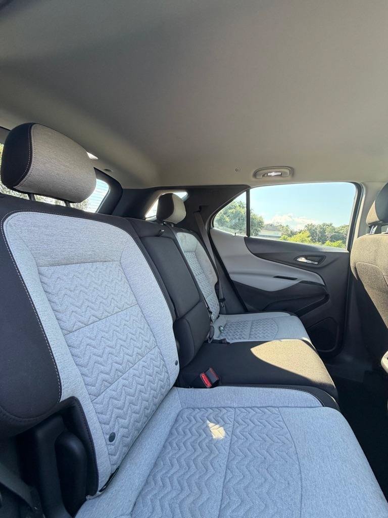 Used 2023 Chevrolet Equinox LS w/ LS Convenience Package FWD image 16