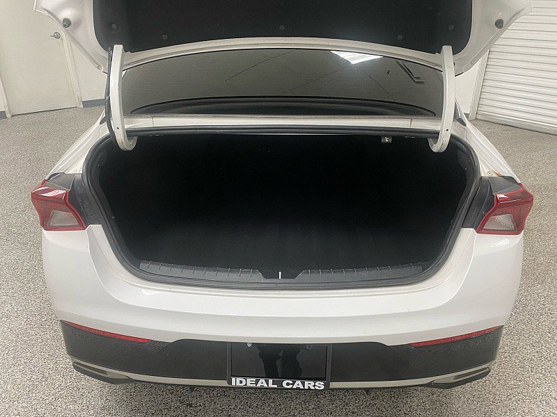 Used 2021 Kia K5 LXS image 14