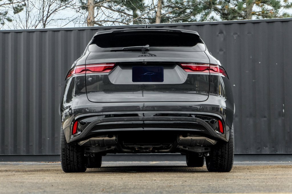 Used 2025 Jaguar F-PACE R-Dynamic S image 6