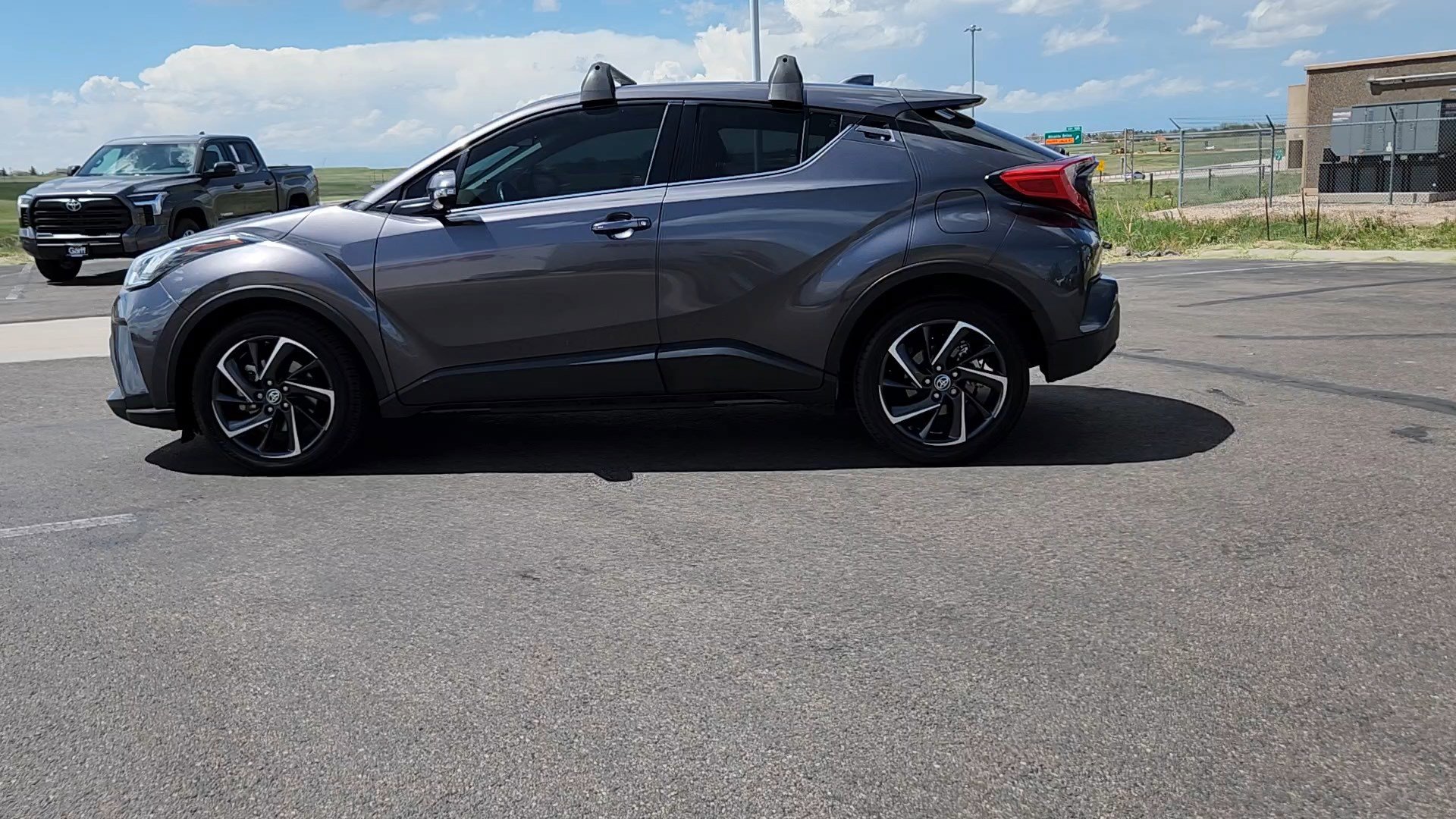 Used 2020 Toyota C-HR Limited FWD image 2