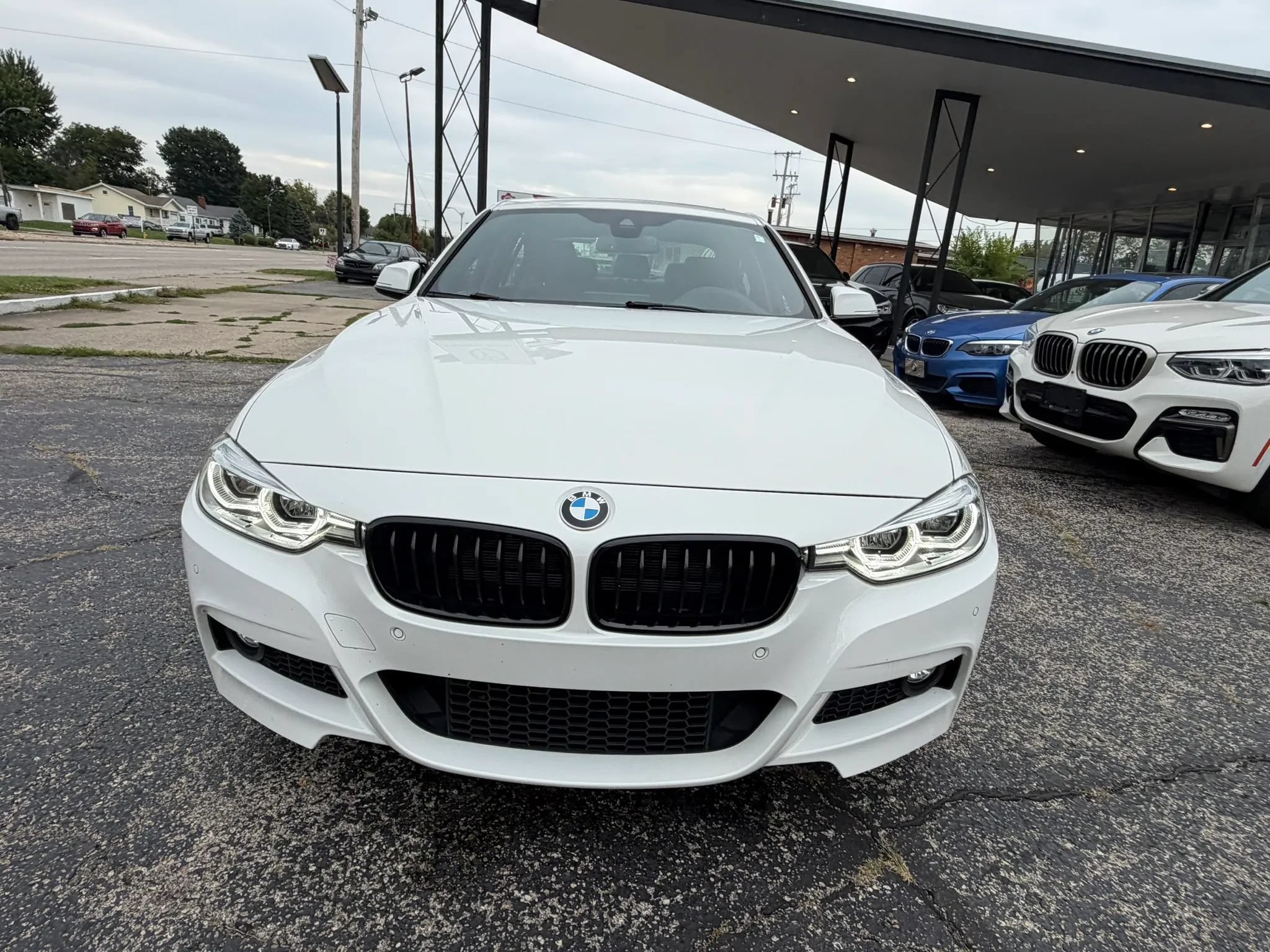 Used 2018 BMW 340i Sedan w/ Premium Package RWD image 2