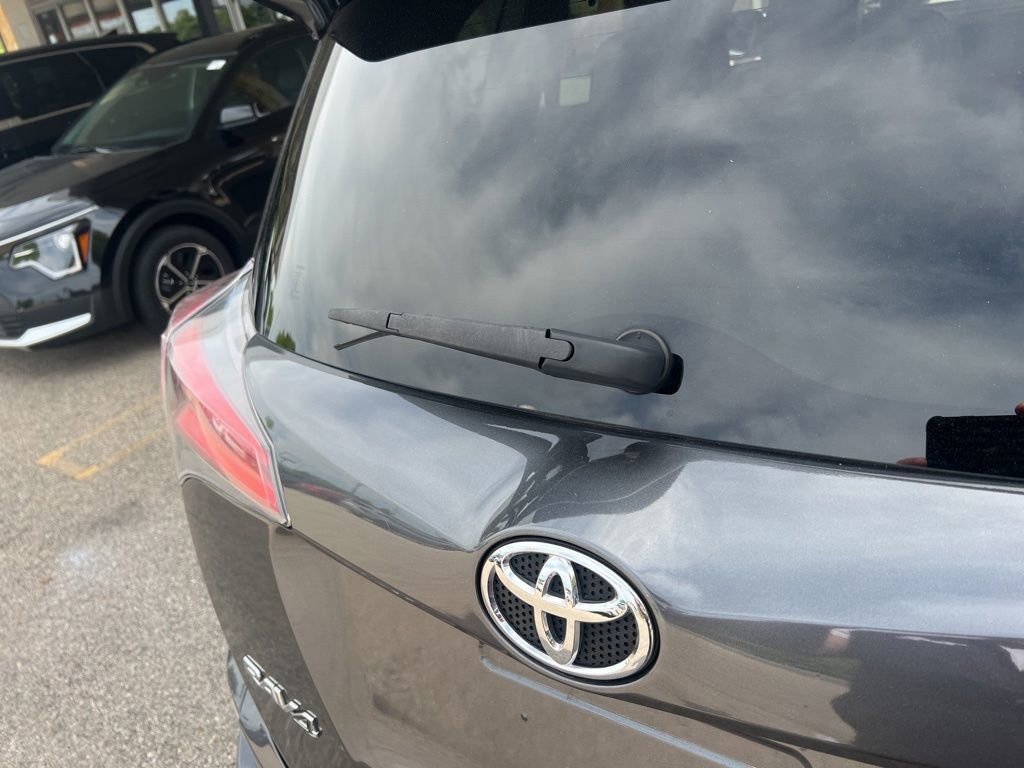 Used 2017 Toyota RAV4 LE w/ All Weather Liner Package AWD/4WD image 32