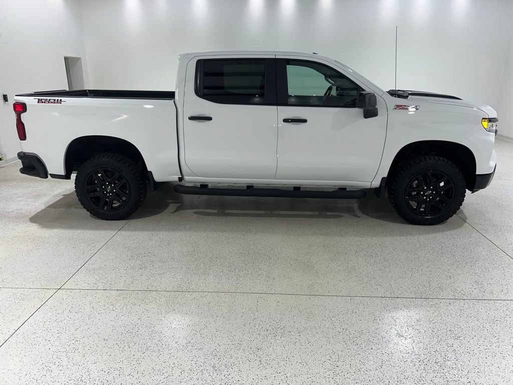 Used 2026 Chevrolet Silverado 1500 LT Trail Boss w/ Convenience Package II AWD/4WD image 6