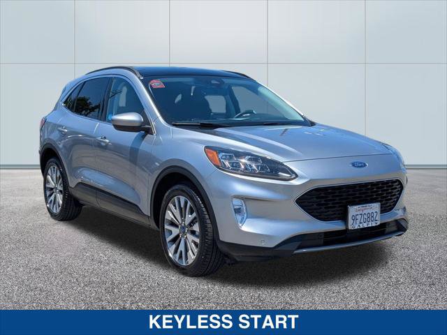 Certified 2022 Ford Escape Titanium w/ Class II Trailer Tow Package AWD/4WD image 7