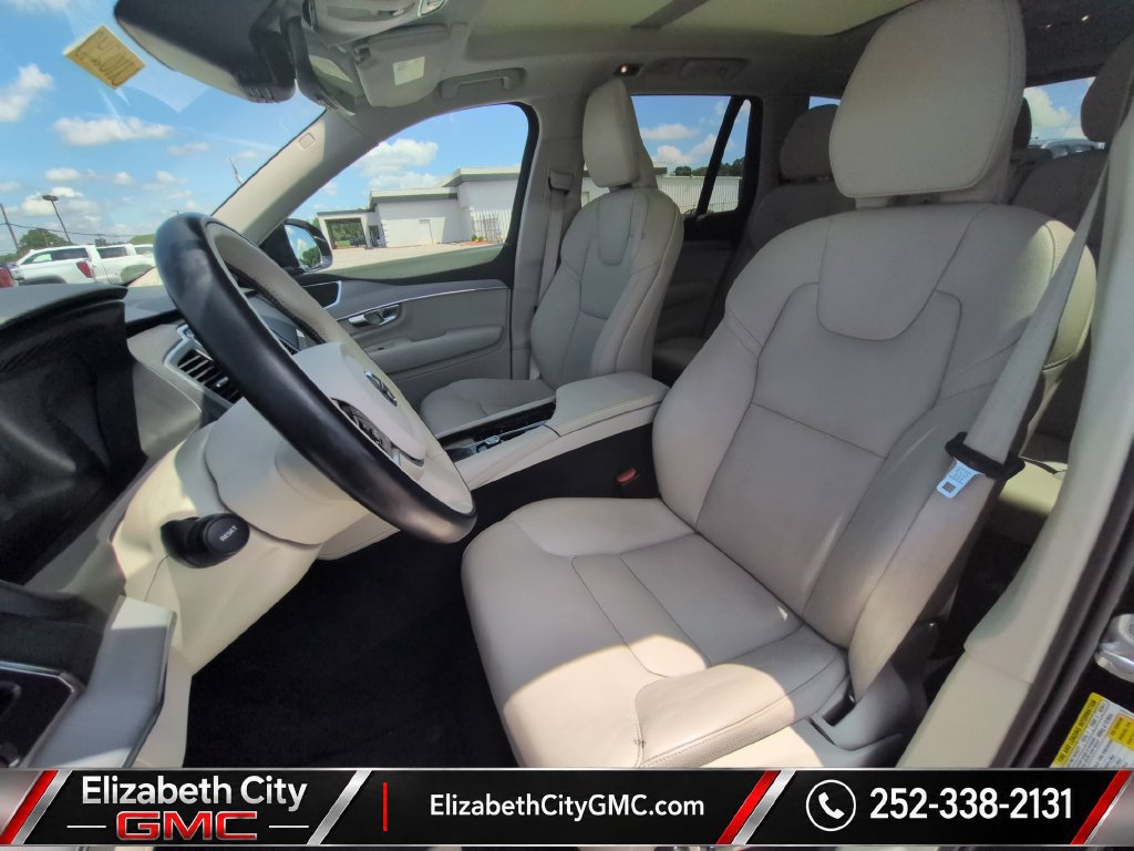 Used 2022 Volvo XC90 T5 Momentum AWD/4WD image 17