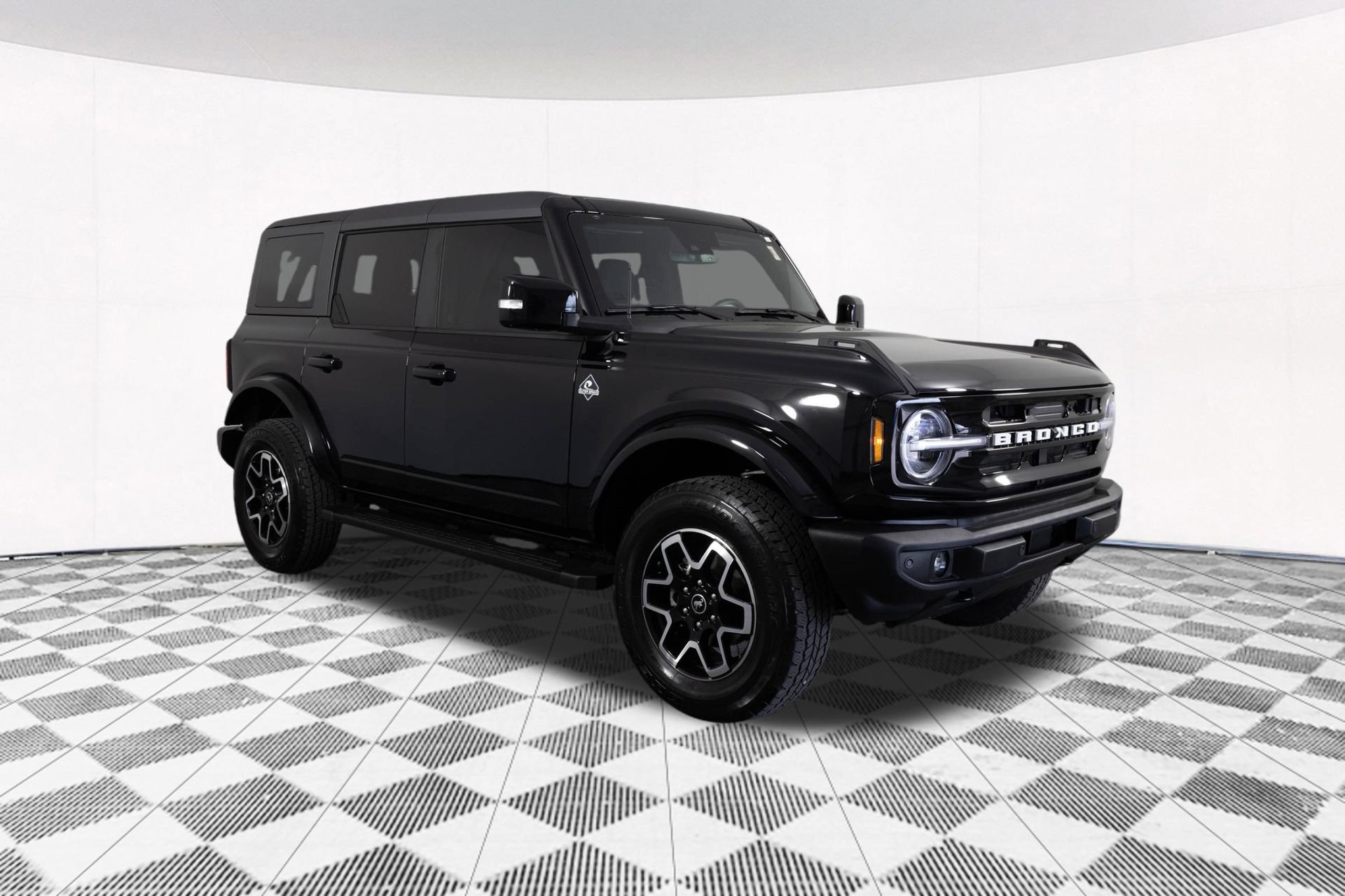 Used 2024 Ford Bronco Outer Banks AWD/4WD image 20