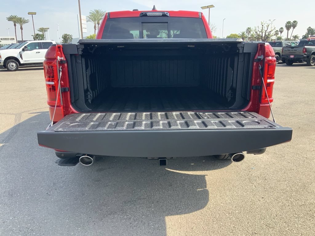 New 2026 RAM 1500 Tungsten w/ Trailer Tow Group AWD/4WD image 7