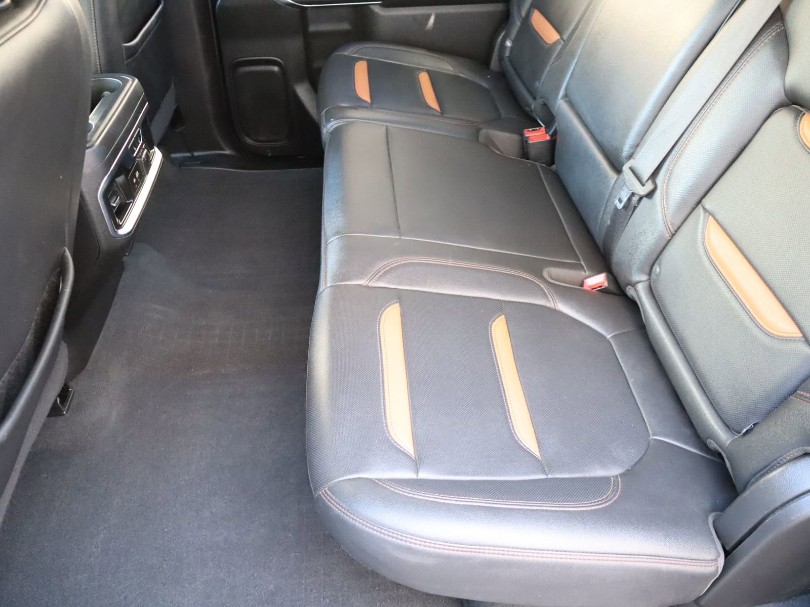 Used 2021 GMC Sierra 2500 AT4 AWD/4WD image 45
