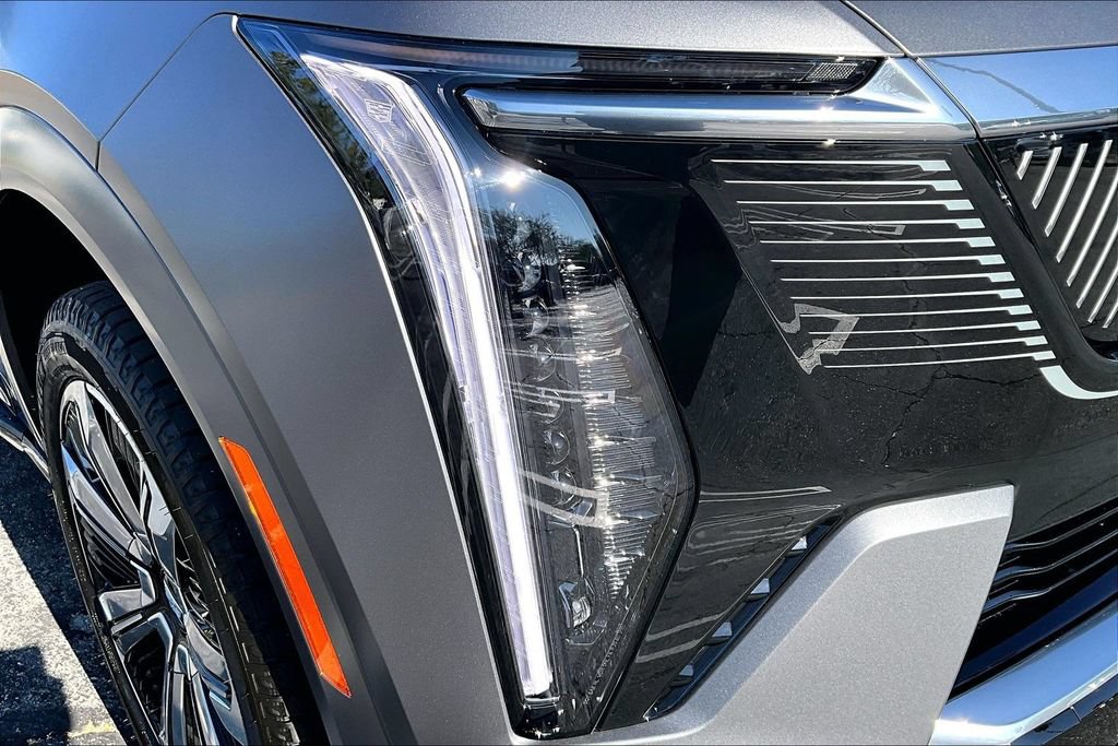 New 2026 Cadillac Escalade IQ Luxury 2 w/ LPO, Floor Liner Package AWD/4WD image 14