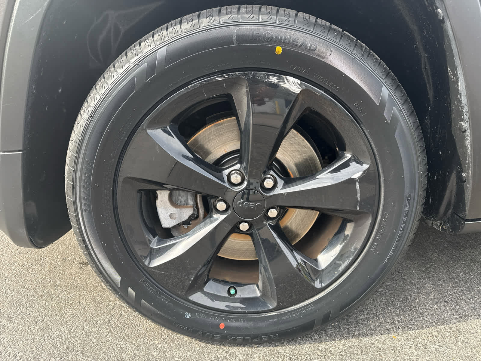 Used 2018 Jeep Cherokee Limited w/ High Altitude Package image 9