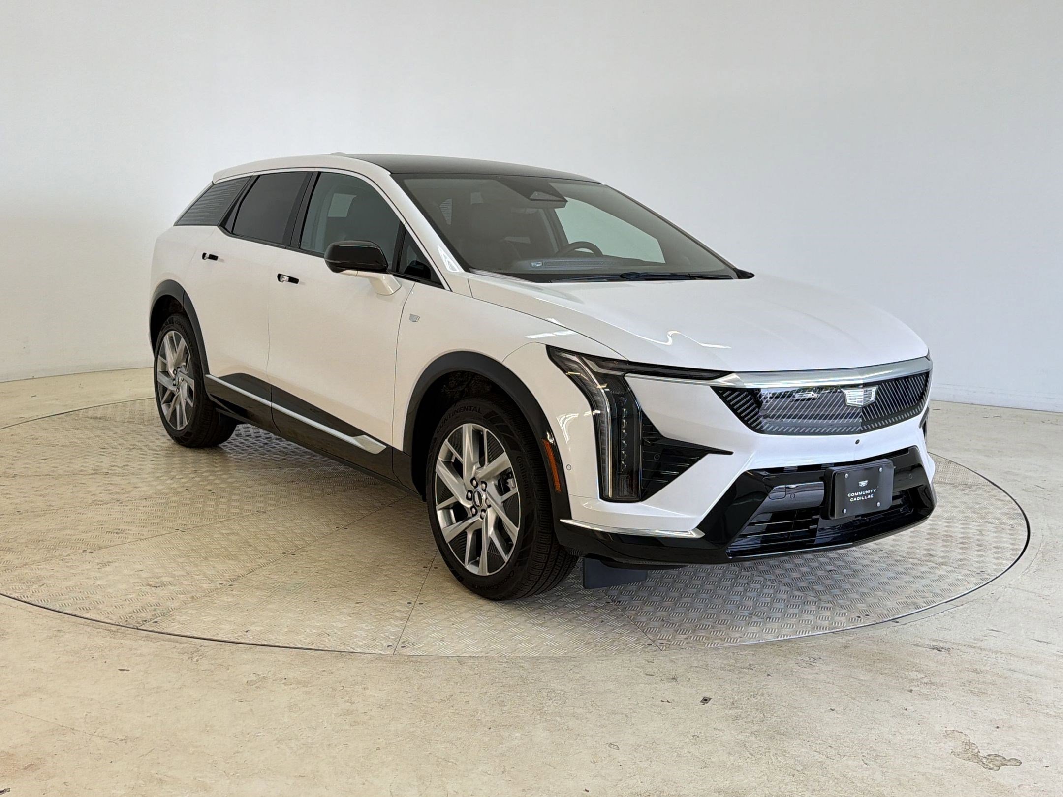 New 2025 Cadillac Optiq Luxury 1 AWD/4WD image 7