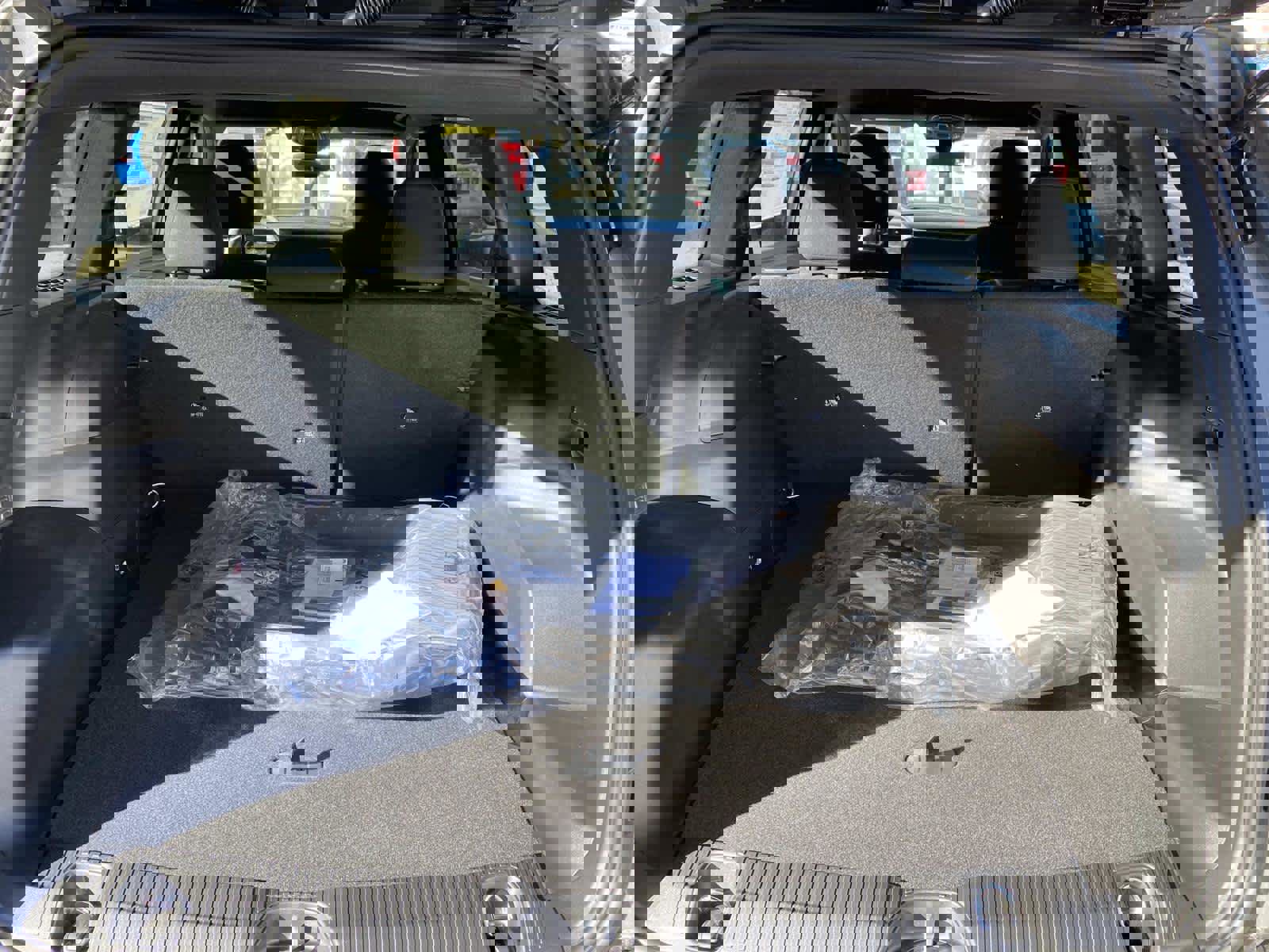 New 2026 Jeep Cherokee Laredo image 4