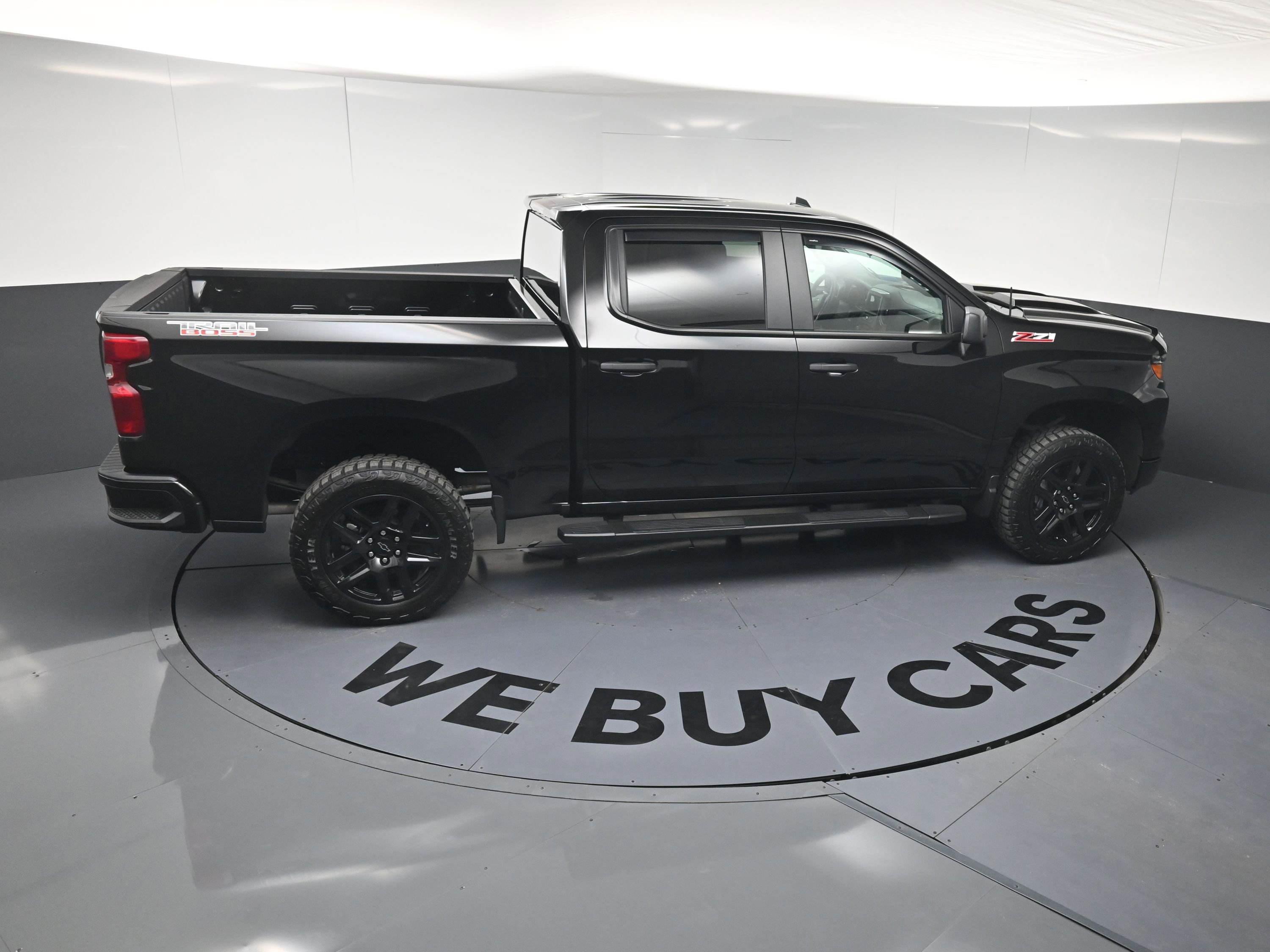 Used 2026 Chevrolet Silverado 1500 Custom Trail Boss AWD/4WD image 35