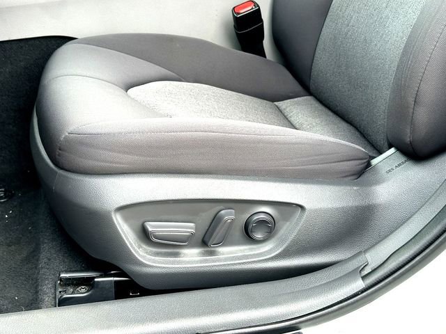 Used 2021 Toyota Camry LE FWD image 12