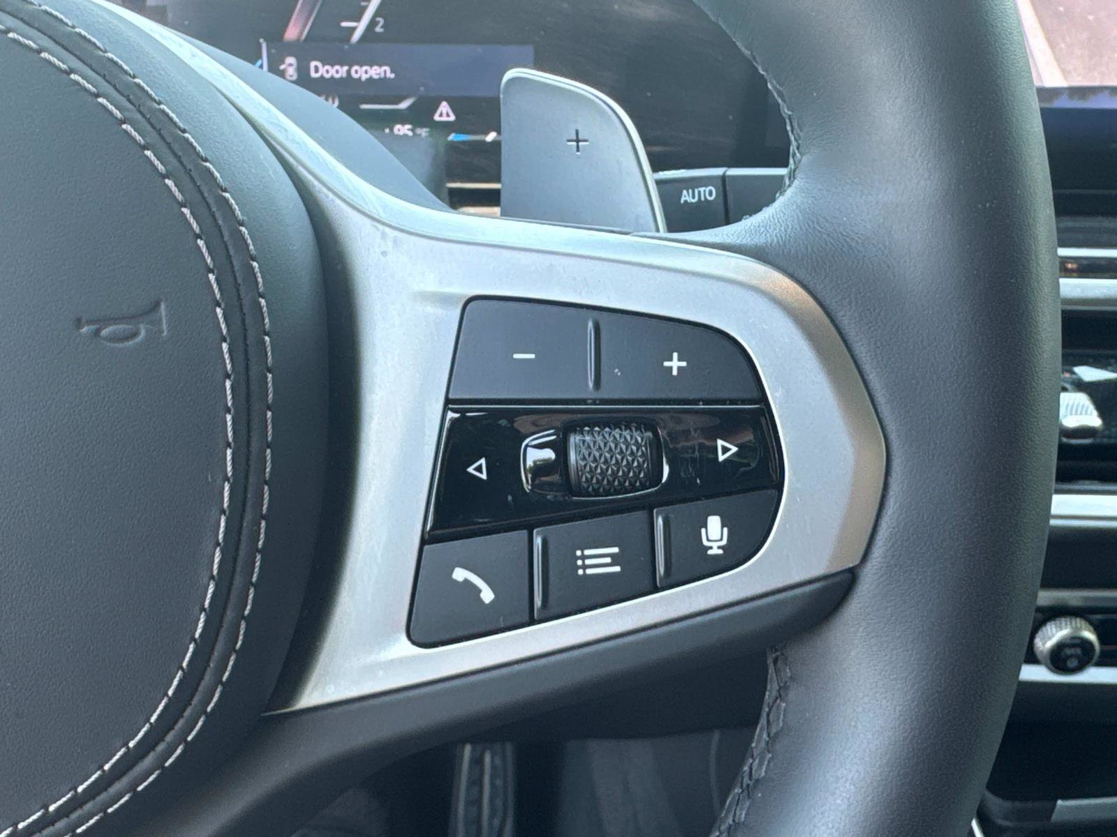 Certified 2025 BMW X5 xDrive40i w/ M Sport Package image 26