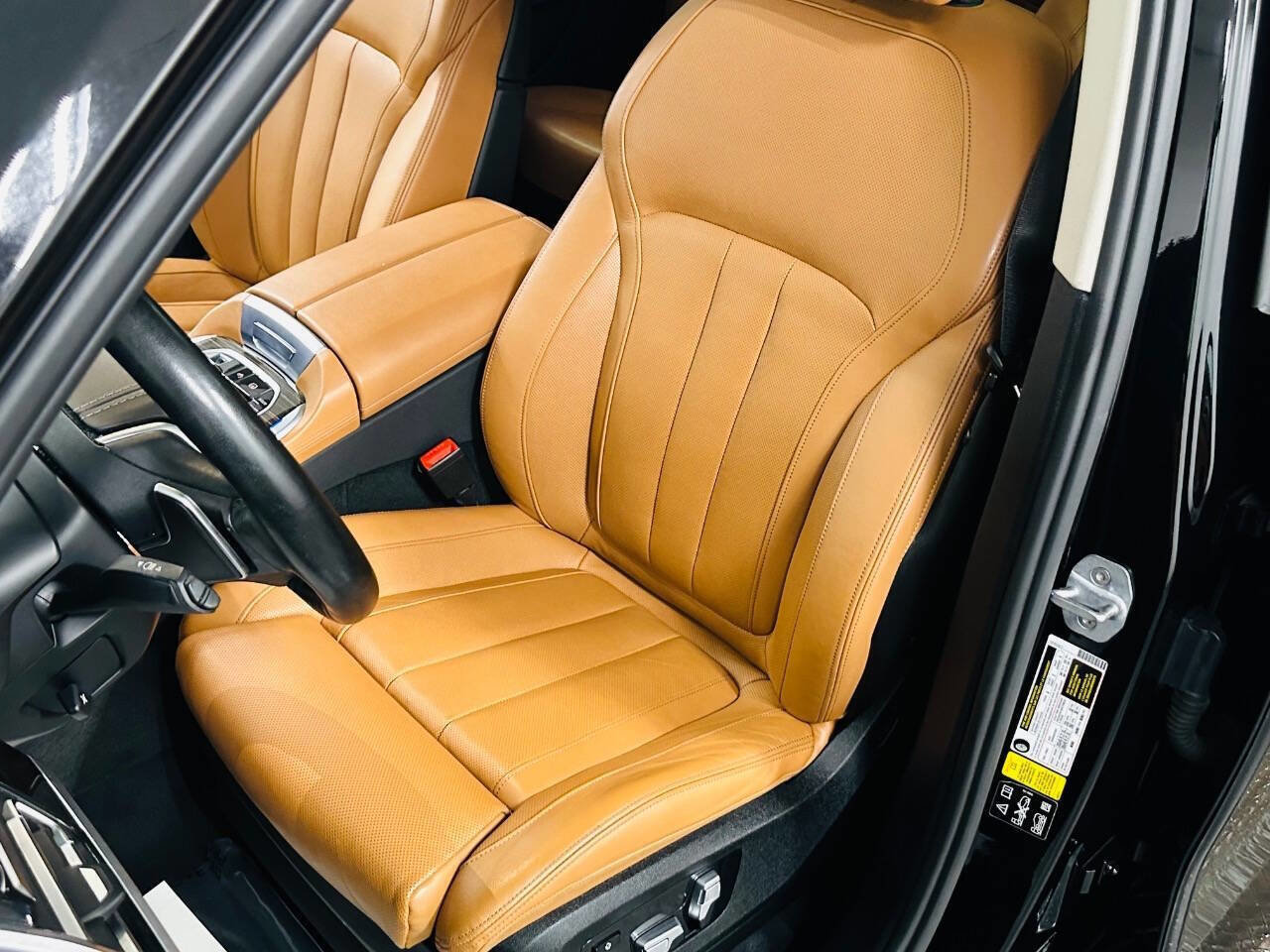 Used 2020 BMW X7 xDrive40i image 23