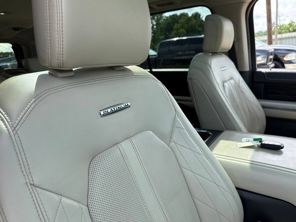 Used 2018 Ford Expedition Max Platinum AWD/4WD image 51
