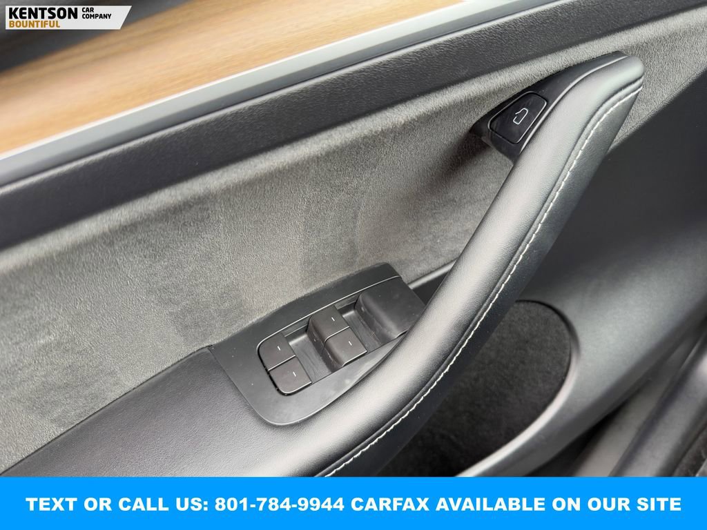 Used 2023 Tesla Model Y Long Range image 19