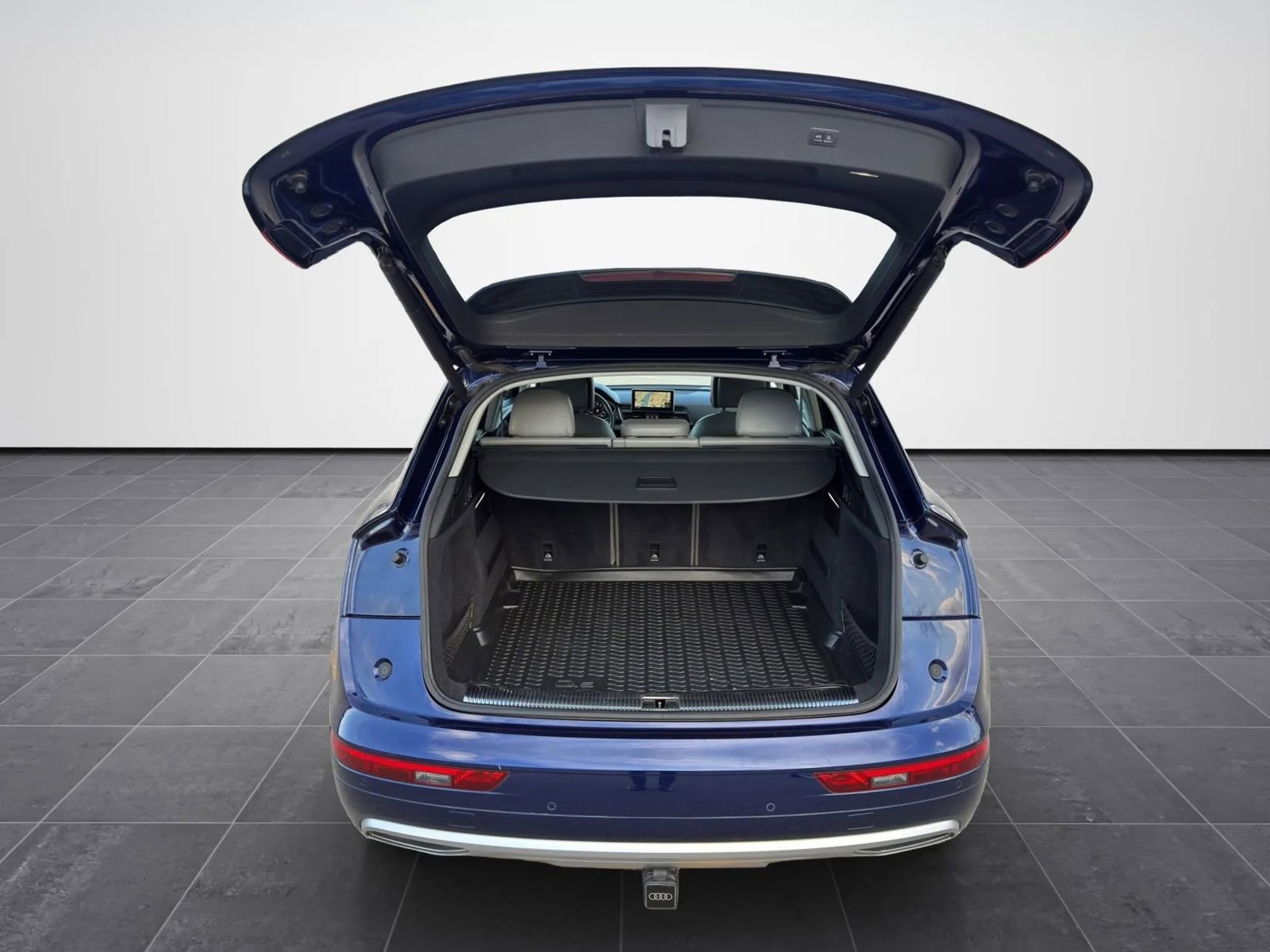 Used 2018 Audi Q5 Prestige w/ Prestige Package image 33