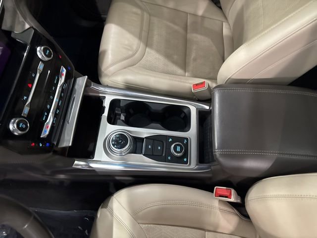 Used 2022 Ford Explorer Platinum w/ Equipment Group 601A image 17