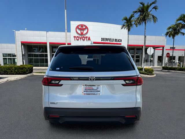 Certified 2025 Toyota Grand Highlander FWD image 6