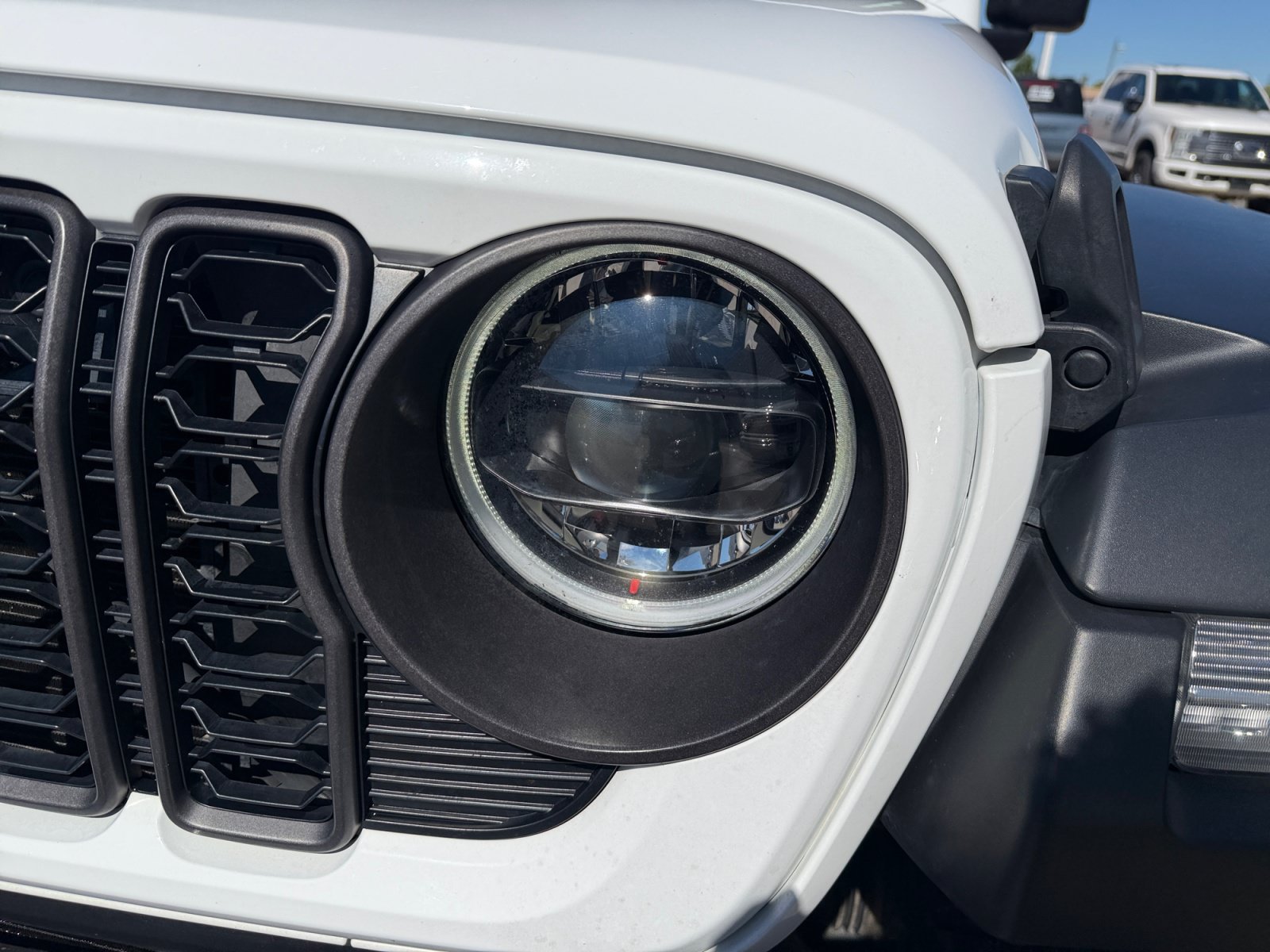 Used 2024 Jeep Wrangler Unlimited Rubicon AWD/4WD image 9