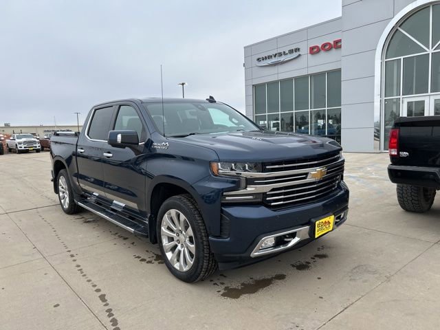 Used 2019 Chevrolet Silverado 1500 High Country w/ Technology Package image 2