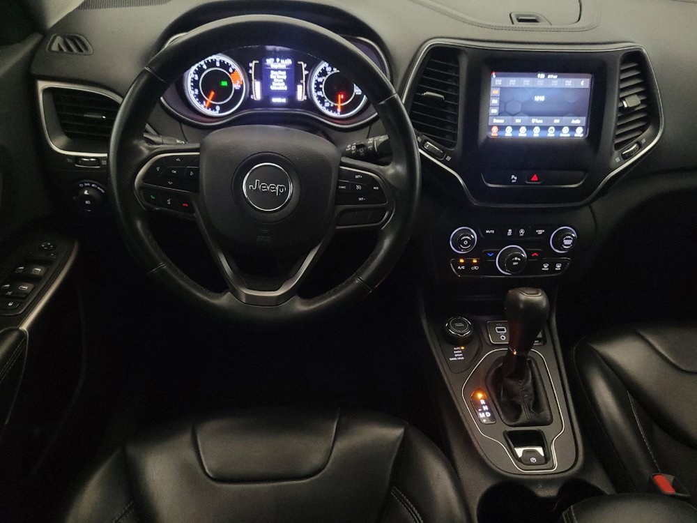 Used 2019 Jeep Cherokee Latitude Plus AWD/4WD image 22