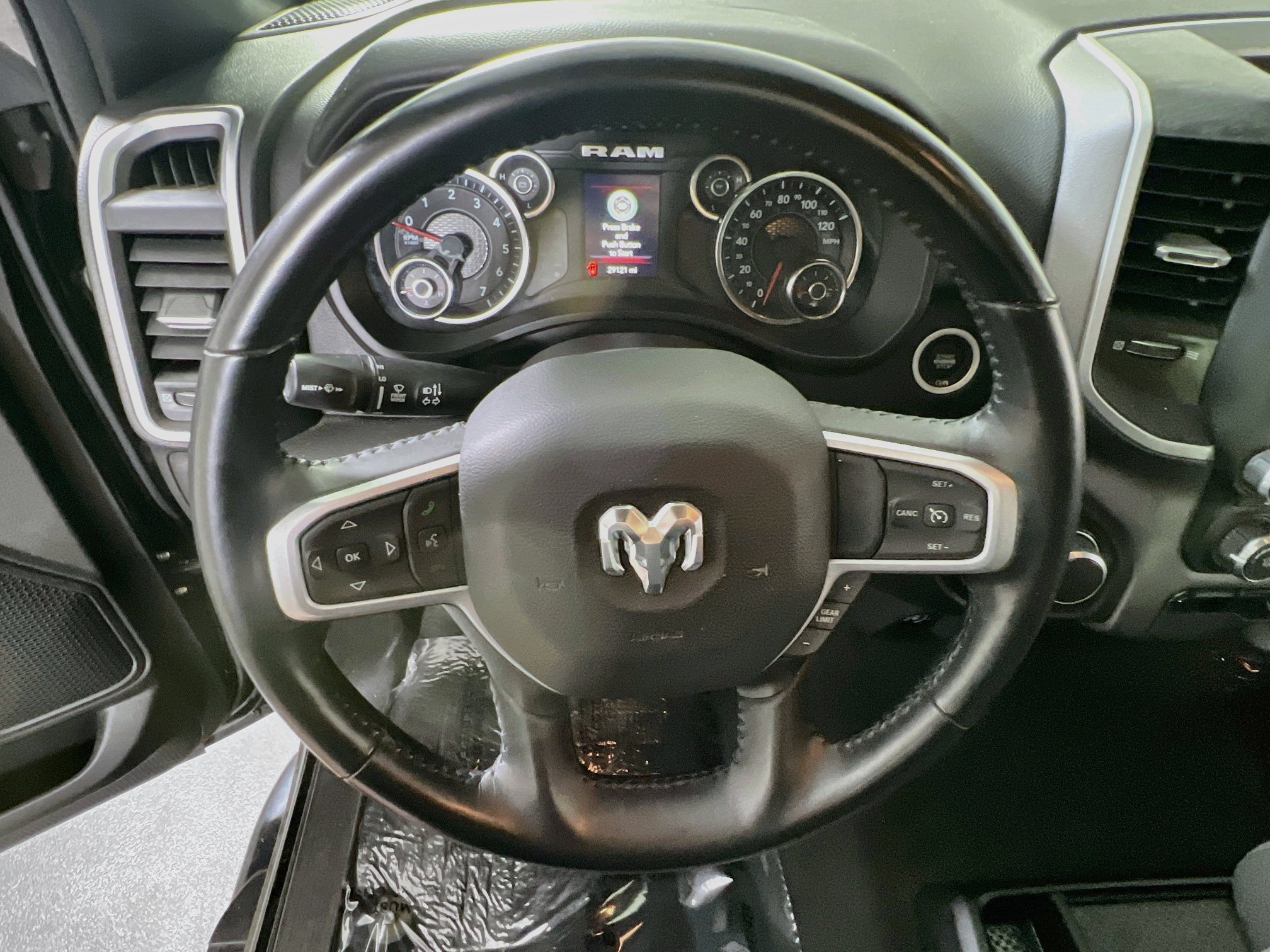 Used 2023 RAM 1500 Big Horn AWD/4WD image 11