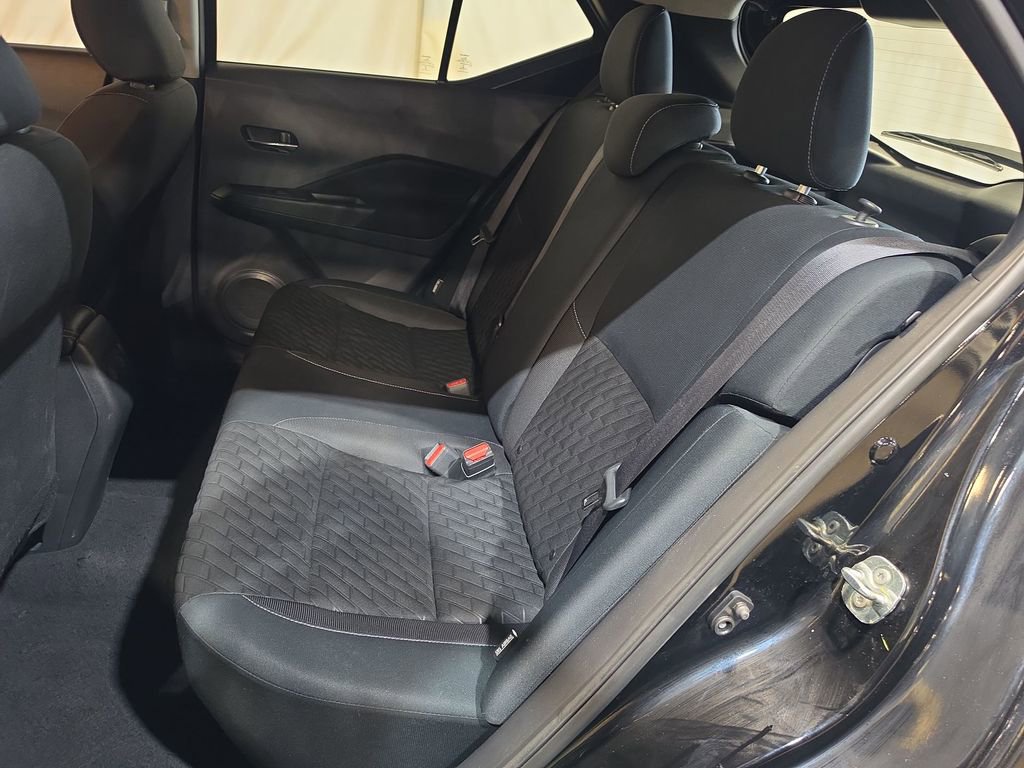 Used 2021 Nissan Kicks SV FWD image 23