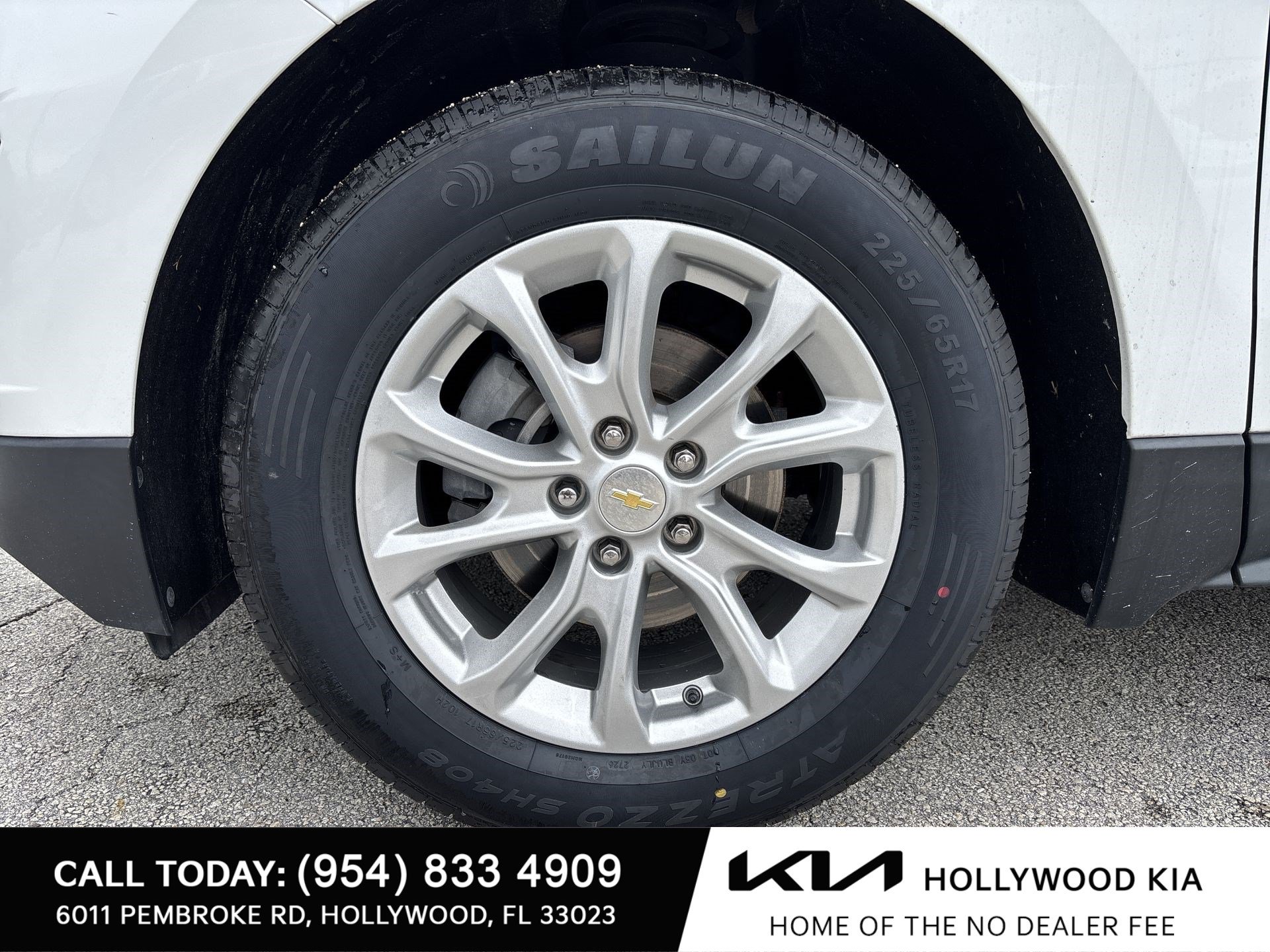 Used 2019 Chevrolet Equinox LT FWD image 17