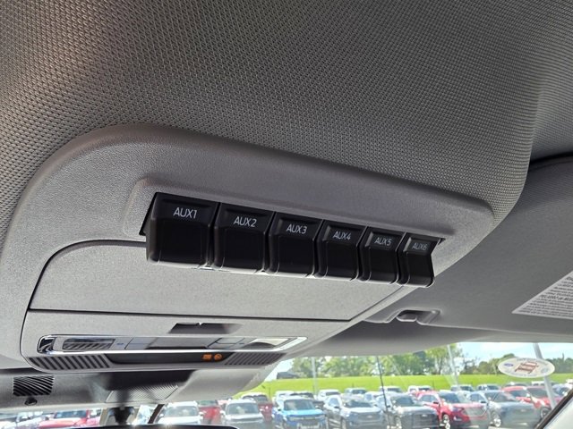 New 2026 Ford F350 Lariat image 34