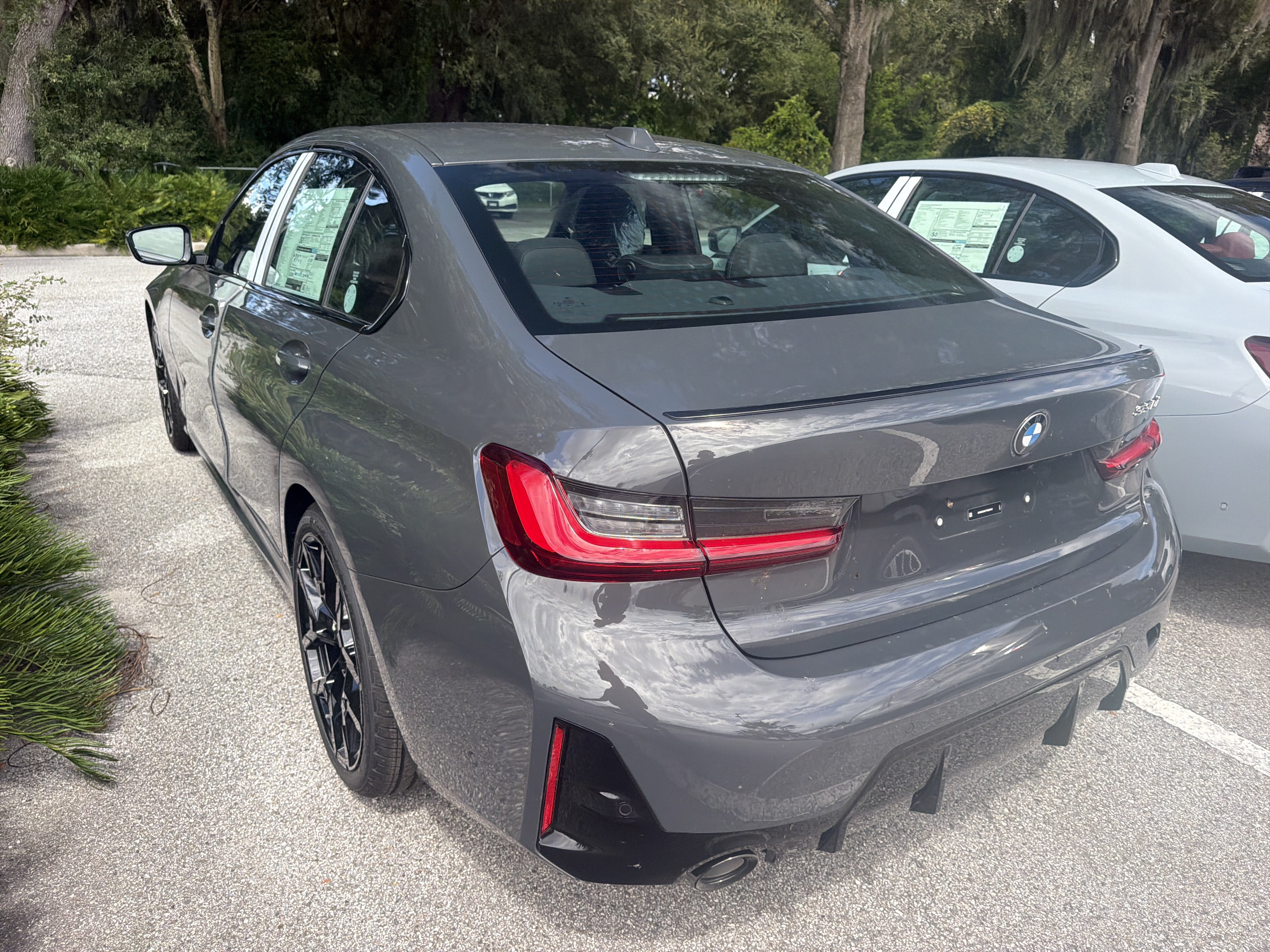 New 2026 BMW 330i Sedan w/ M Sport Package RWD image 3