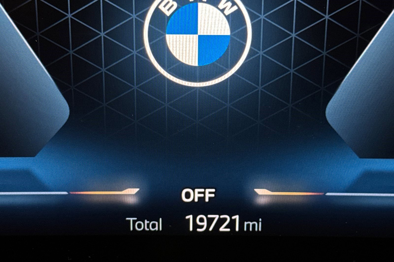 Used 2023 BMW 330i Sedan w/ Parking Assistance Package image 33