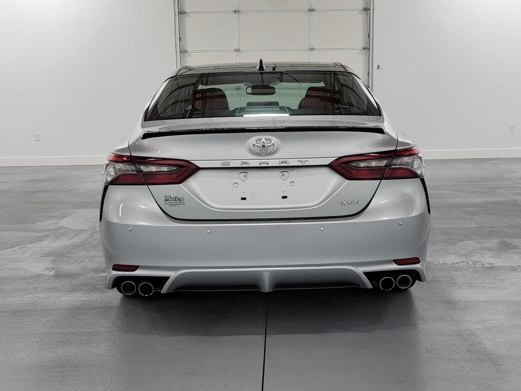 Used 2022 Toyota Camry XSE w/ Navigation Package FWD image 7