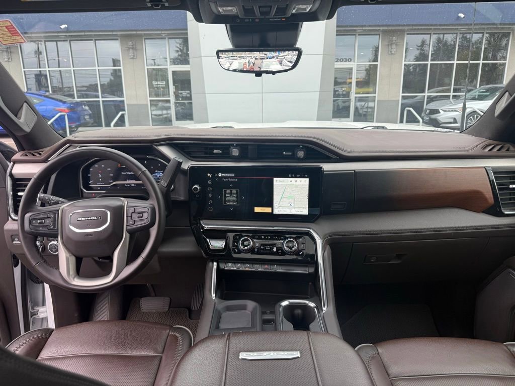 Used 2024 GMC Sierra 3500 Denali w/ Denali Reserve Package image 9