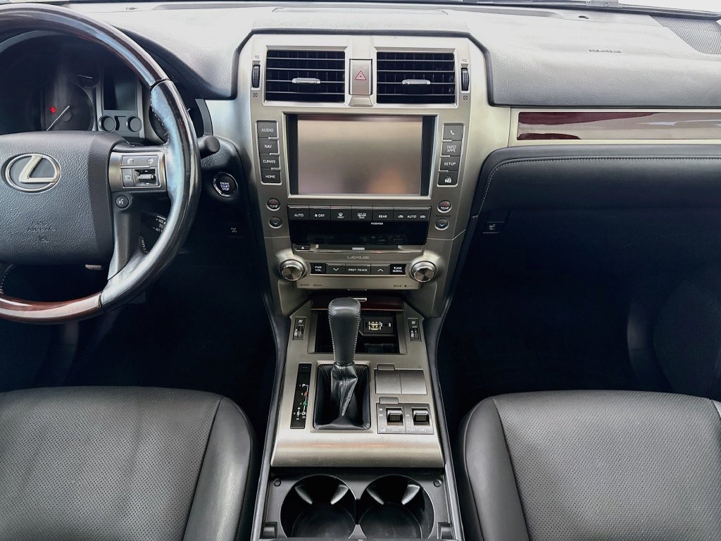 Used 2019 Lexus GX 460 Premium AWD/4WD image 14