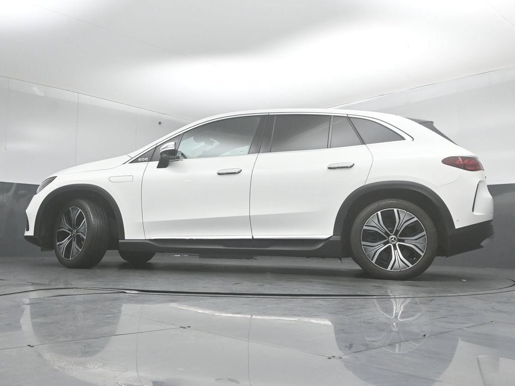 Used 2023 Mercedes-Benz EQE 350+ 4MATIC SUV image 32