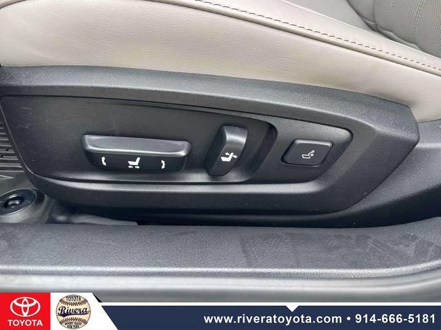 Used 2018 Lexus ES 350 w/ Luxury Package w/Wood Trim FWD image 19