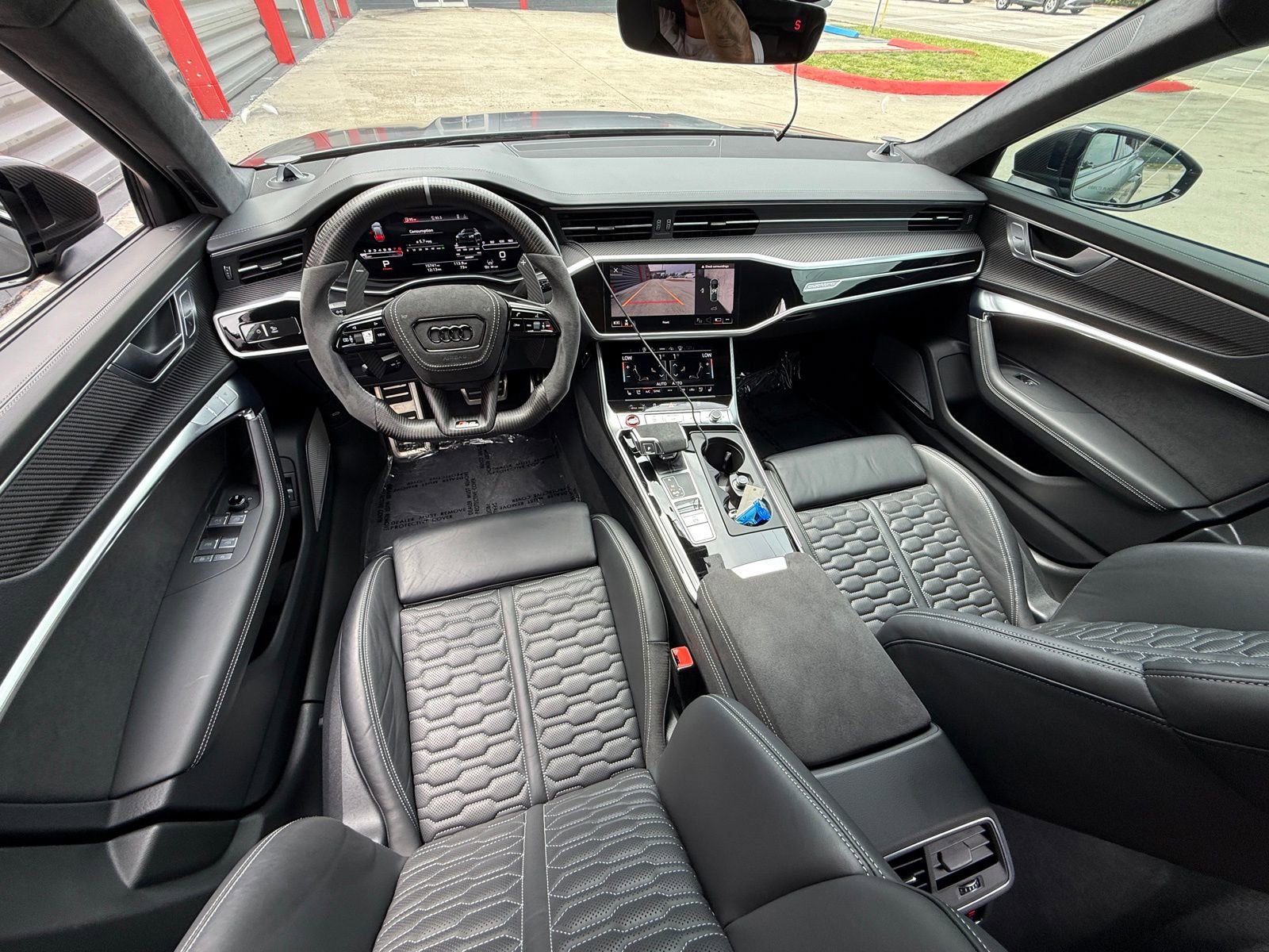 Used 2023 Audi RS 6 image 28