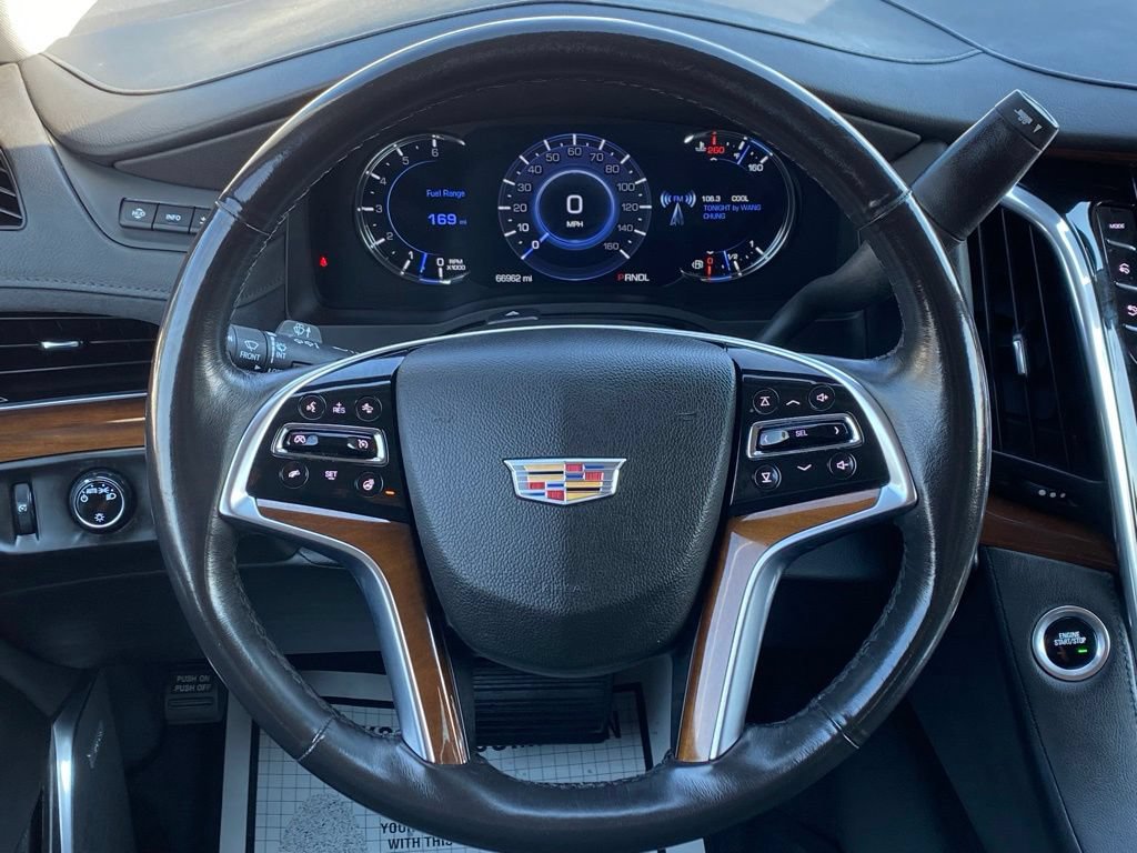 Used 2020 Cadillac Escalade Luxury AWD/4WD image 26