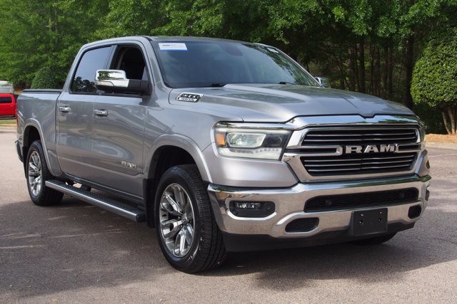 Used 2019 RAM 1500 Laramie AWD/4WD image 1
