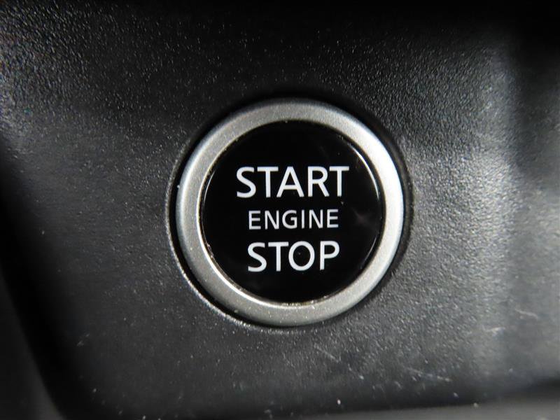 Used 2023 Nissan Rogue SV AWD/4WD image 18